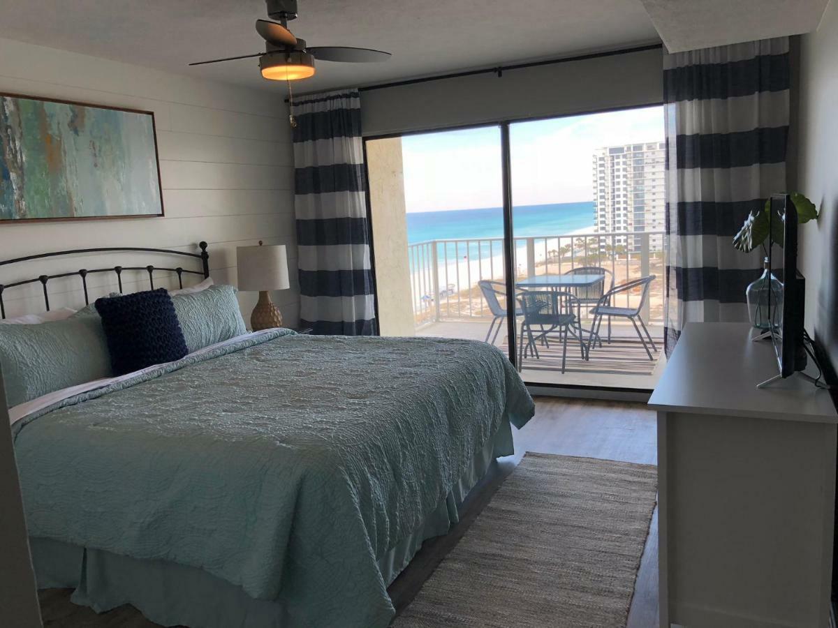Regency Towers - Beachfront Appartamento